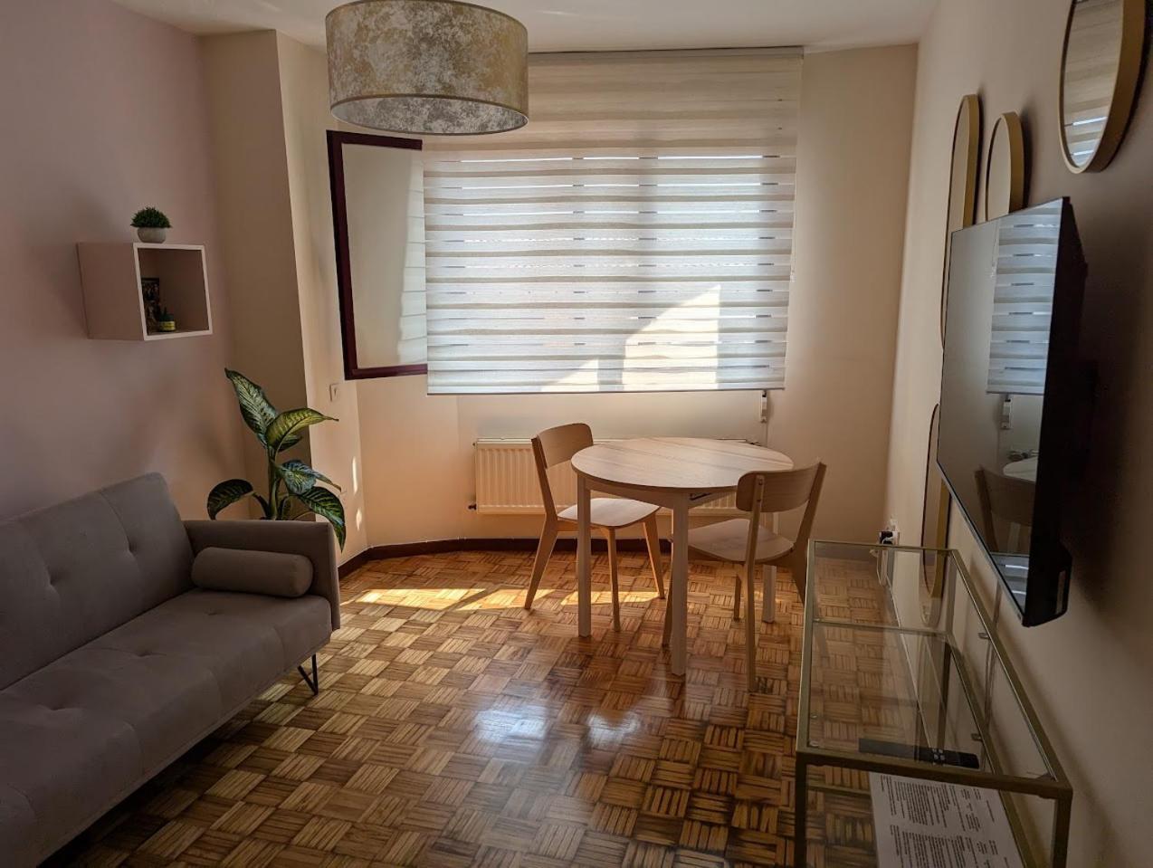 Apartament Retiro Arbeyal Gijón Zewnętrze zdjęcie